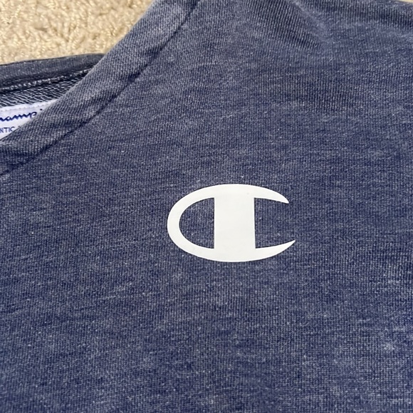 Champion crop top - Picture 2 of 3